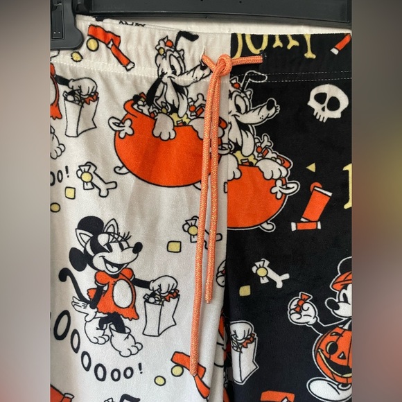 DISNEY MICKEY MOUSE Spooky Halloween Women’s Pajama Lounge Pocket Pants Size L - Picture 2 of 8